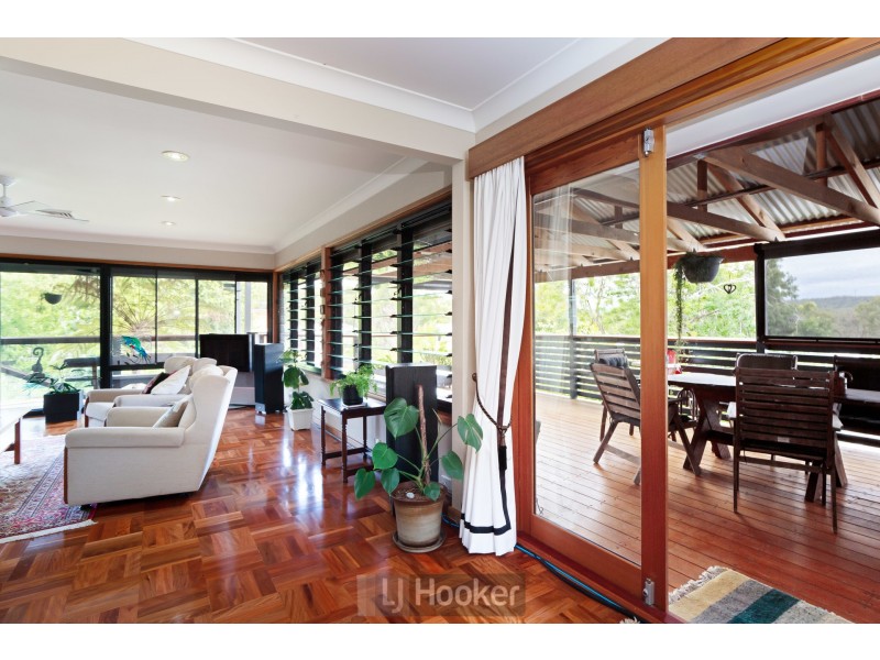 12 Rosemary Row, Rathmines NSW 2283