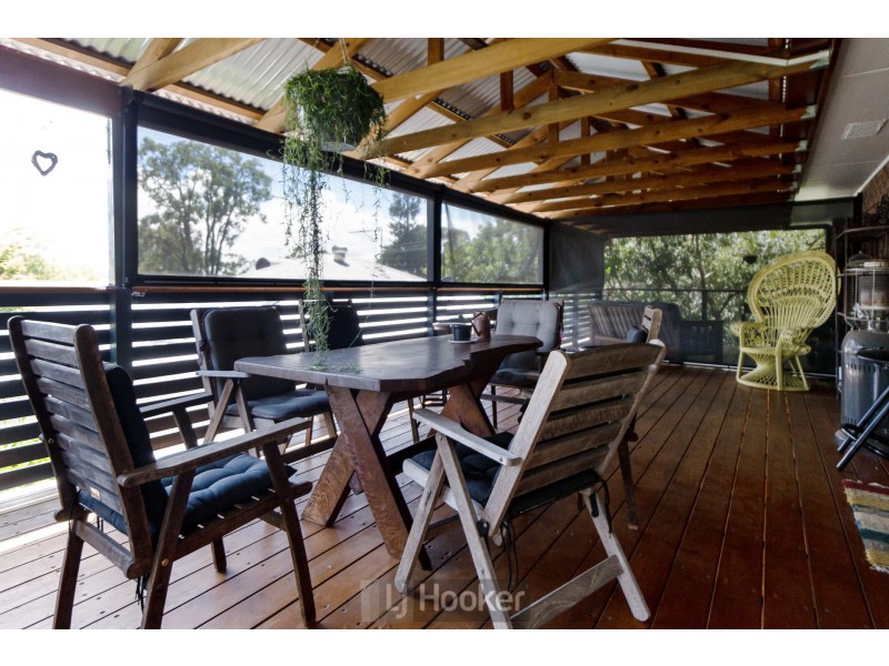 12 Rosemary Row, Rathmines NSW 2283