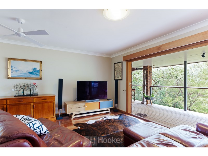 12 Rosemary Row, Rathmines NSW 2283