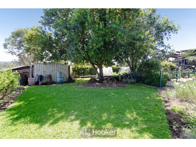 12 Rosemary Row, Rathmines NSW 2283