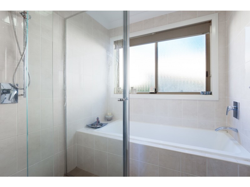 126 Clydebank Road, Buttaba NSW 2283