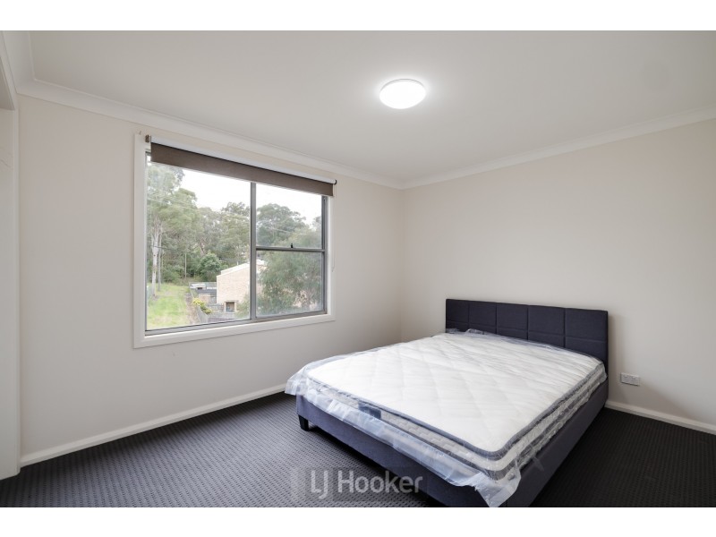 8 Threlkeld Drive, Bolton Point NSW 2283