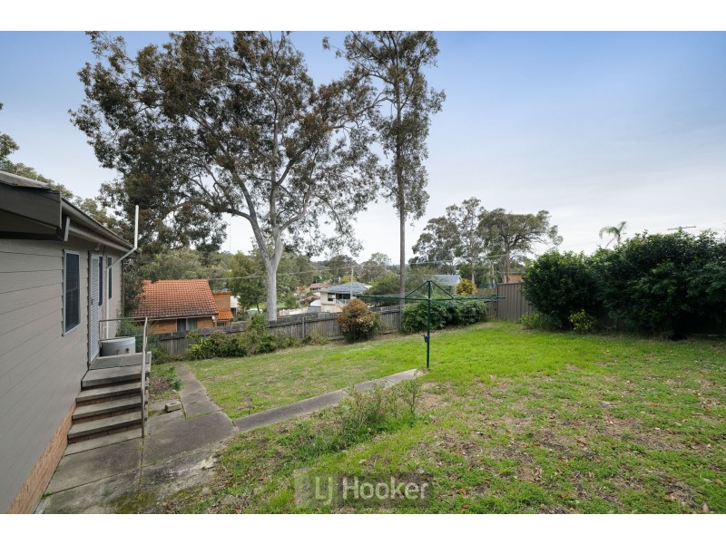 8 Threlkeld Drive, Bolton Point NSW 2283