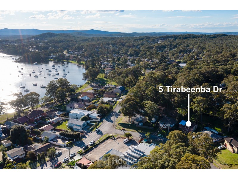 5 Tirabeenba Drive, Bolton Point NSW 2283