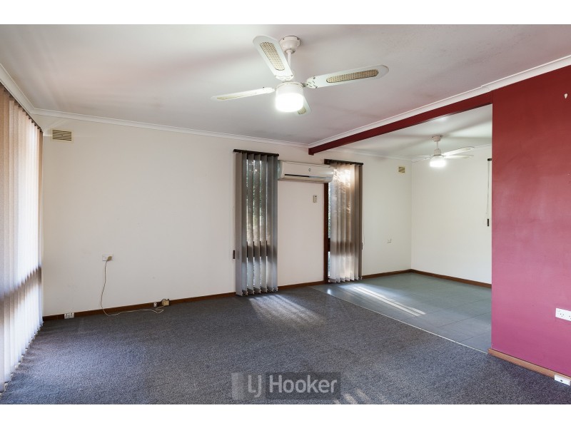 5 Tirabeenba Drive, Bolton Point NSW 2283