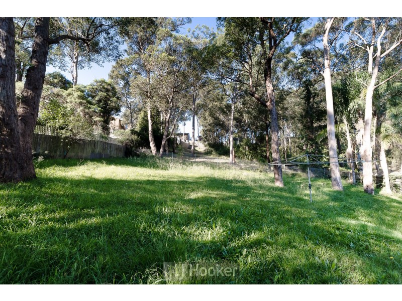 31 Tirabeenba Drive, Bolton Point NSW 2283