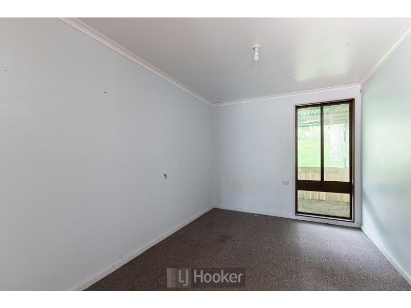 31 Tirabeenba Drive, Bolton Point NSW 2283