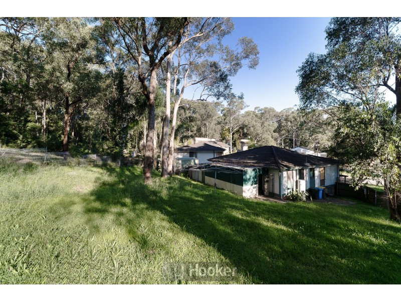 31 Tirabeenba Drive, Bolton Point NSW 2283