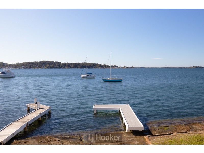 197 Fishing Point Road, Fishing Point NSW 2283
