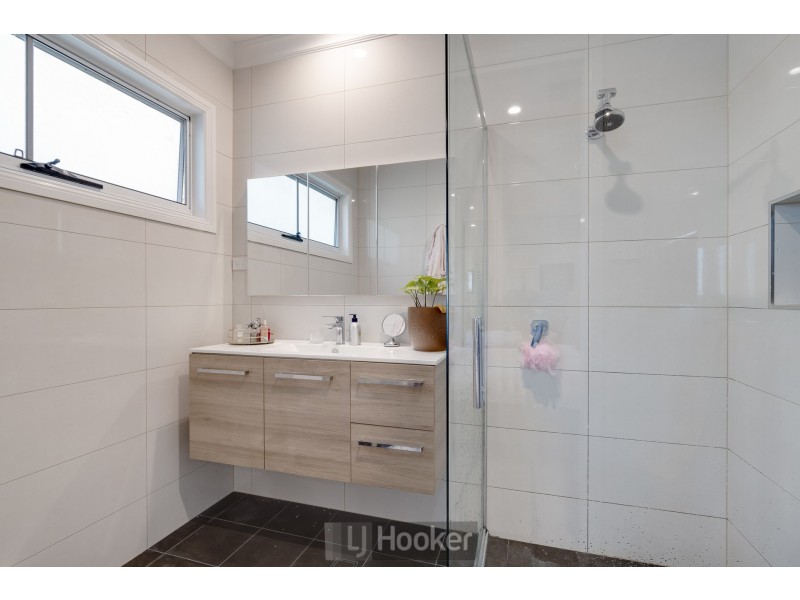 197 Fishing Point Road, Fishing Point NSW 2283