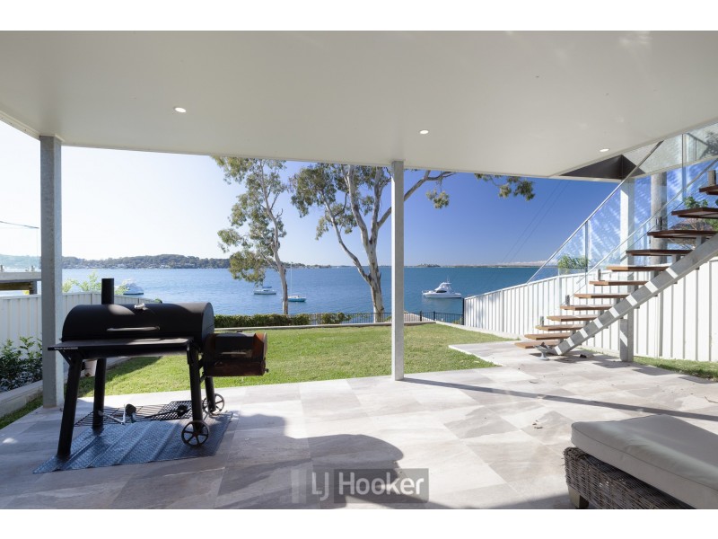 197 Fishing Point Road, Fishing Point NSW 2283