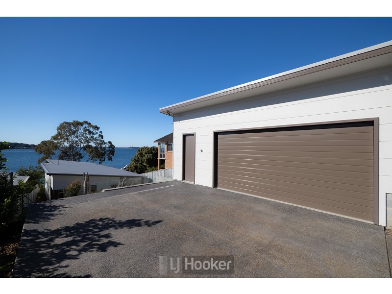 197 Fishing Point Road, Fishing Point NSW 2283