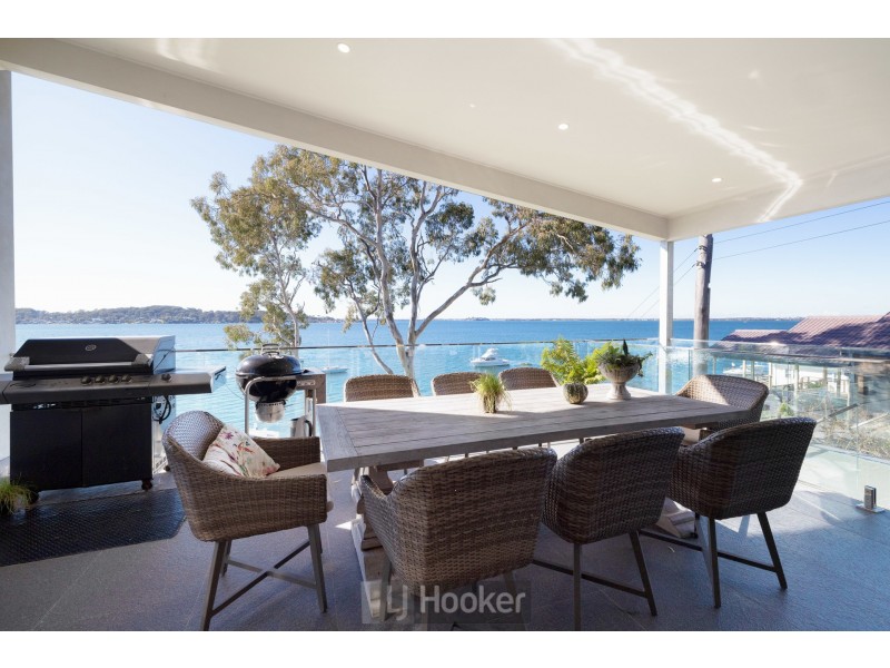 197 Fishing Point Road, Fishing Point NSW 2283