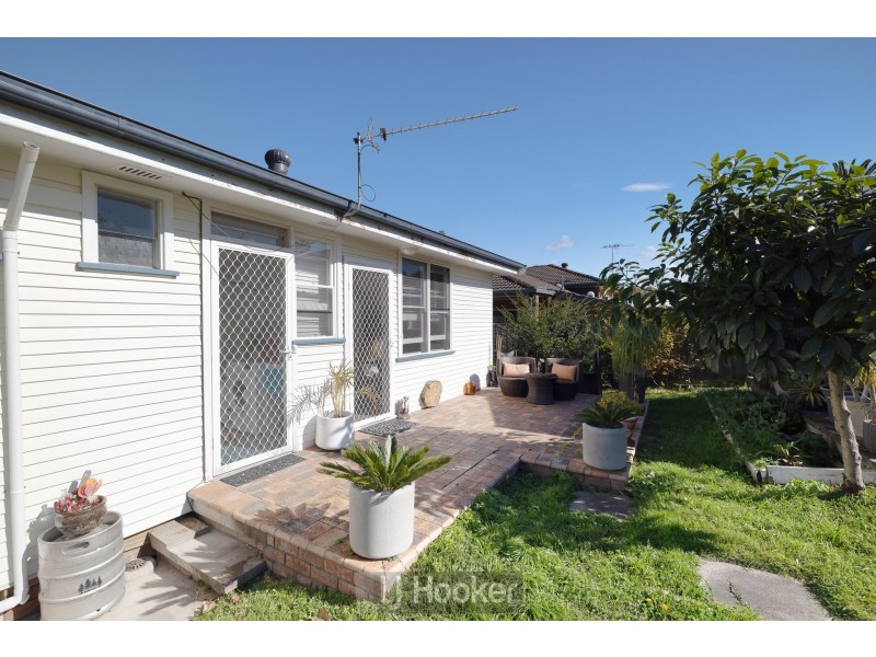 37 Letchworth Parade, Balmoral NSW 2283