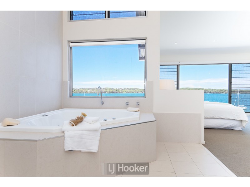 13 Killara Close, Coal Point NSW 2283