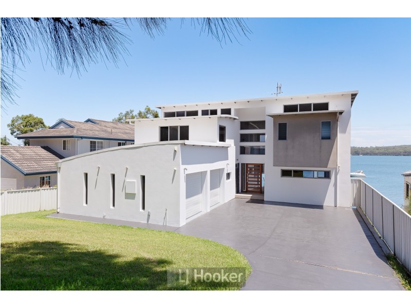 13 Killara Close, Coal Point NSW 2283