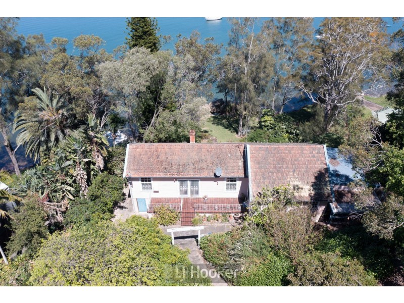 7 Coal Point Road, Coal Point NSW 2283