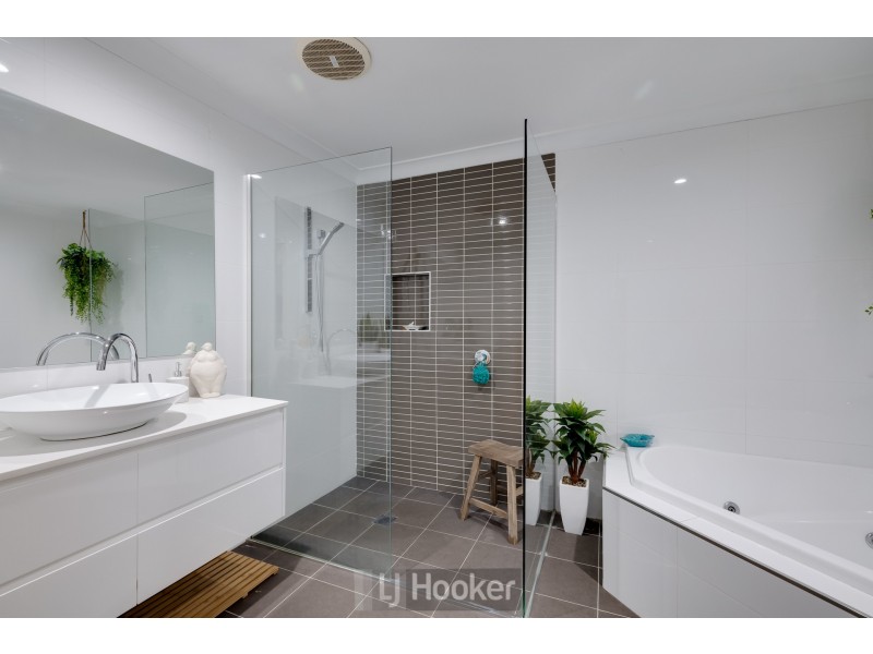 5 Avery Close, Kilaben Bay NSW 2283