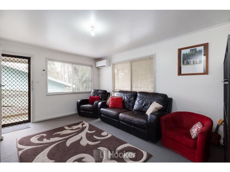 8 Bulkirra Place, Bolton Point NSW 2283