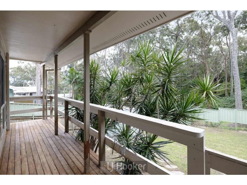 8 Bulkirra Place, Bolton Point NSW 2283