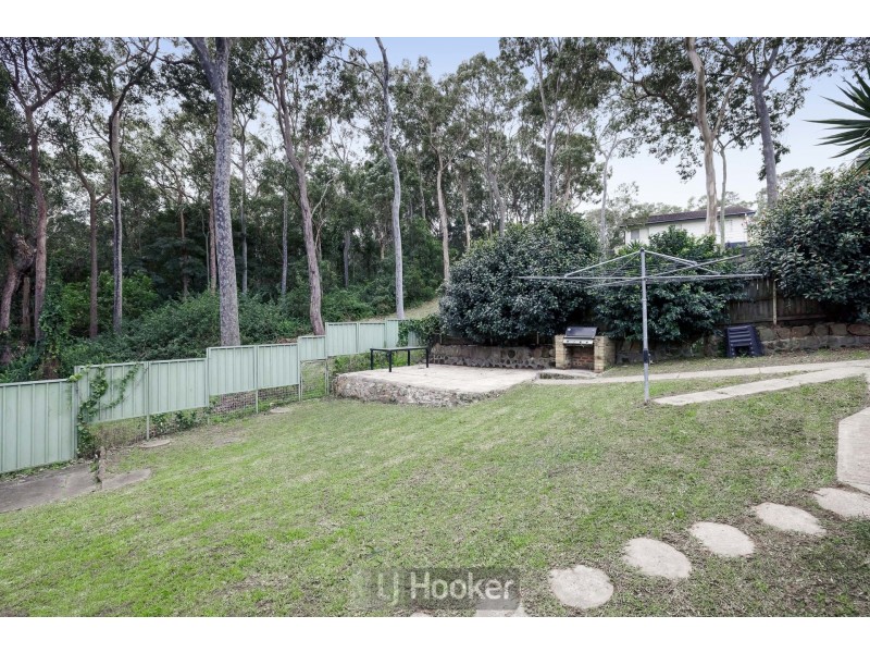 8 Bulkirra Place, Bolton Point NSW 2283
