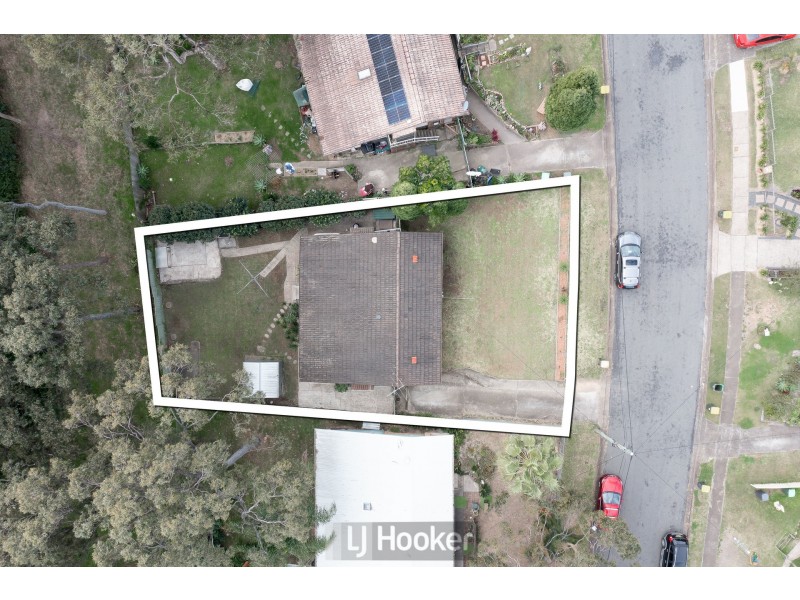 8 Bulkirra Place, Bolton Point NSW 2283