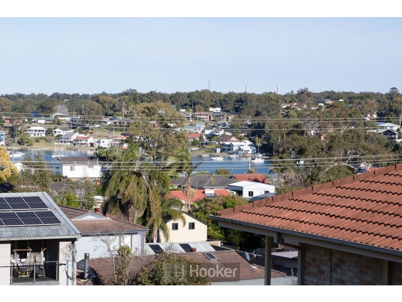 49 Carlisle Row, Fishing Point NSW 2283