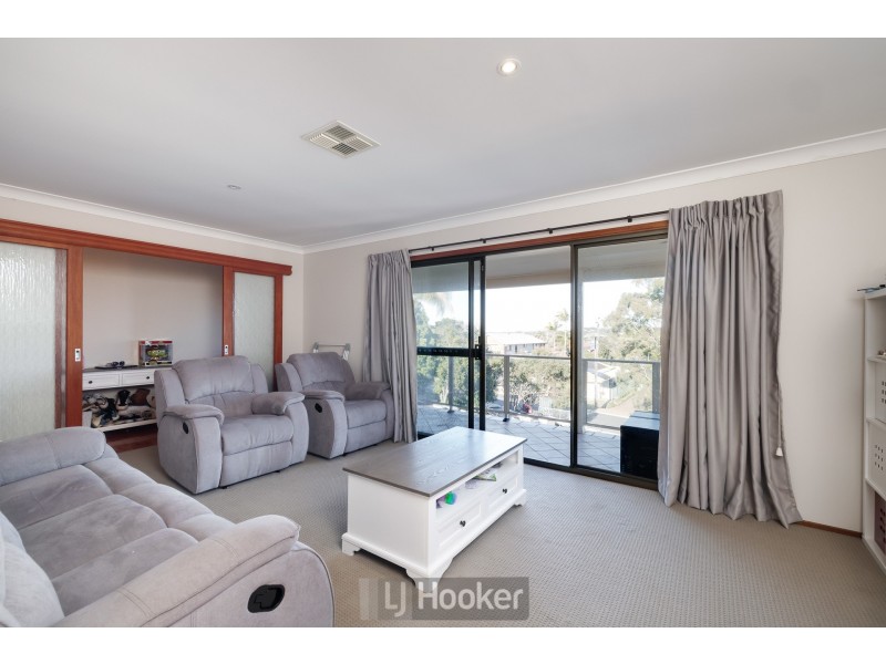 49 Carlisle Row, Fishing Point NSW 2283