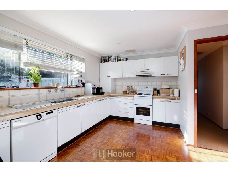 49 Carlisle Row, Fishing Point NSW 2283