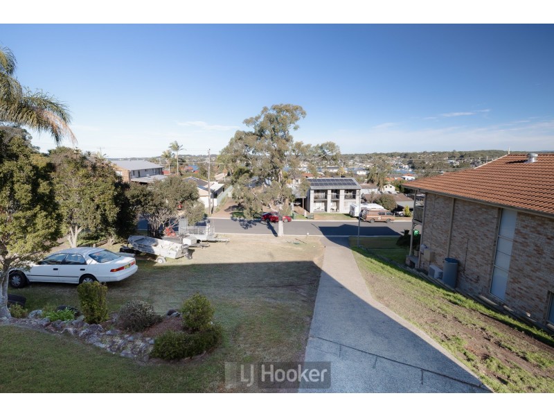 49 Carlisle Row, Fishing Point NSW 2283