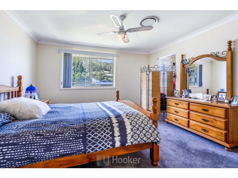 67 Turnbull Street, Fennell Bay NSW 2283