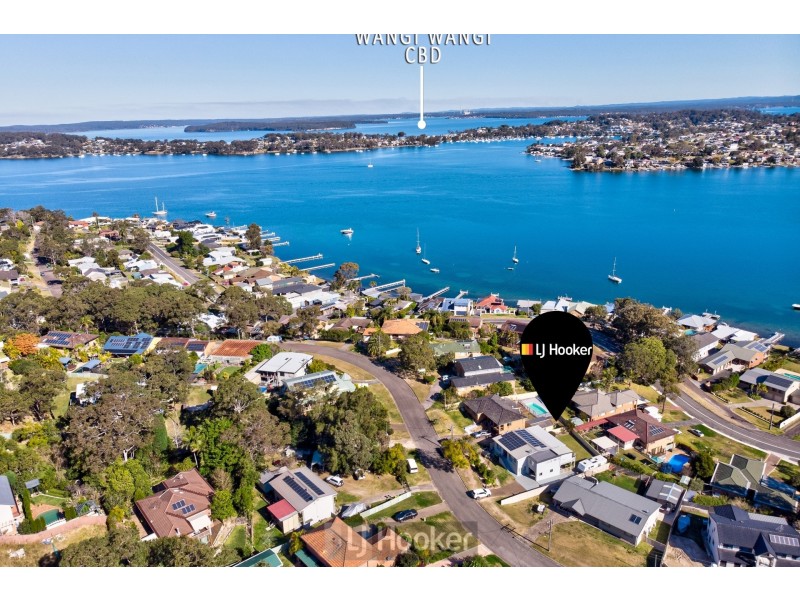 42 Alkrington Avenue, Fishing Point NSW 2283