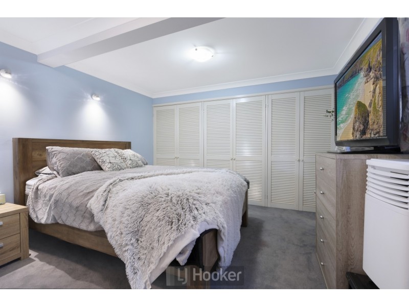 42 Alkrington Avenue, Fishing Point NSW 2283