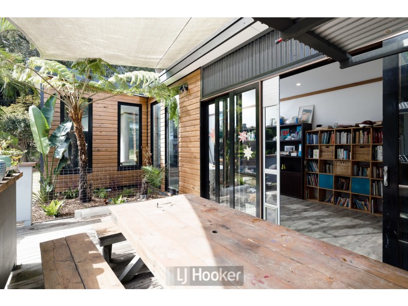 194 Coal Point Road, Coal Point NSW 2283