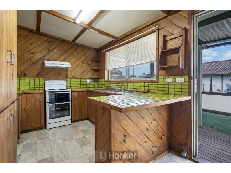 74 Speers Street, Speers Point NSW 2284