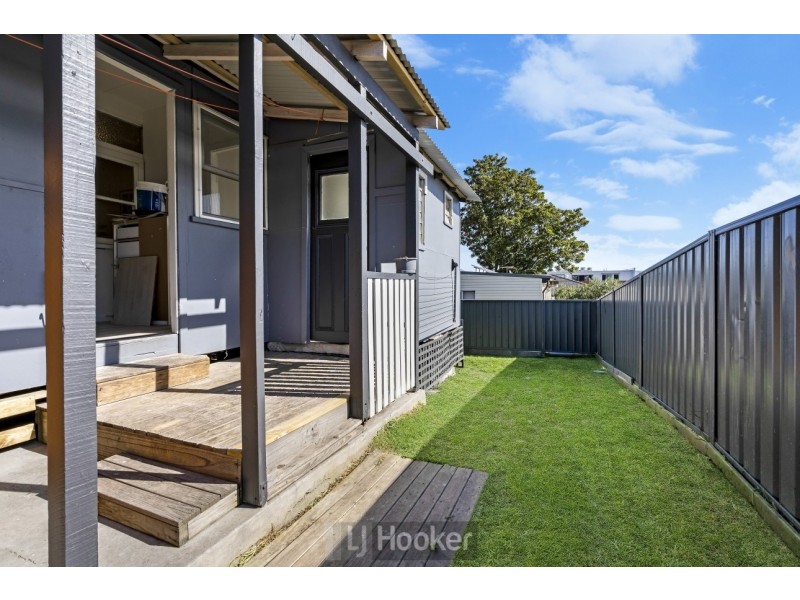 17 Fifth Street, Boolaroo NSW 2284