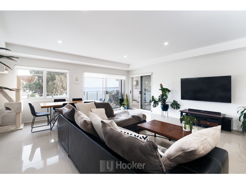 102/58 Brooks Parade, Belmont NSW 2280