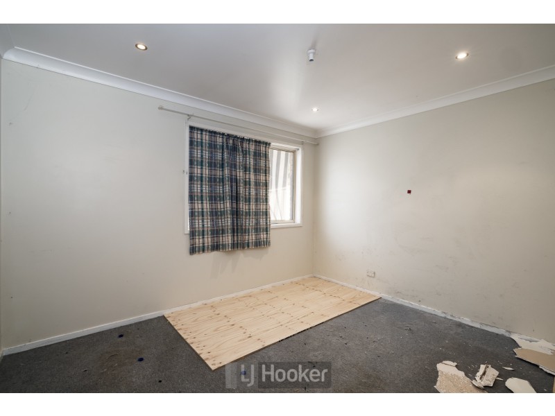 30 Tirabeenba Drive, Bolton Point NSW 2283