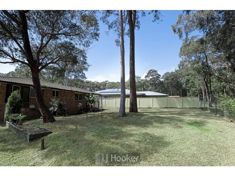 30 Tirabeenba Drive, Bolton Point NSW 2283