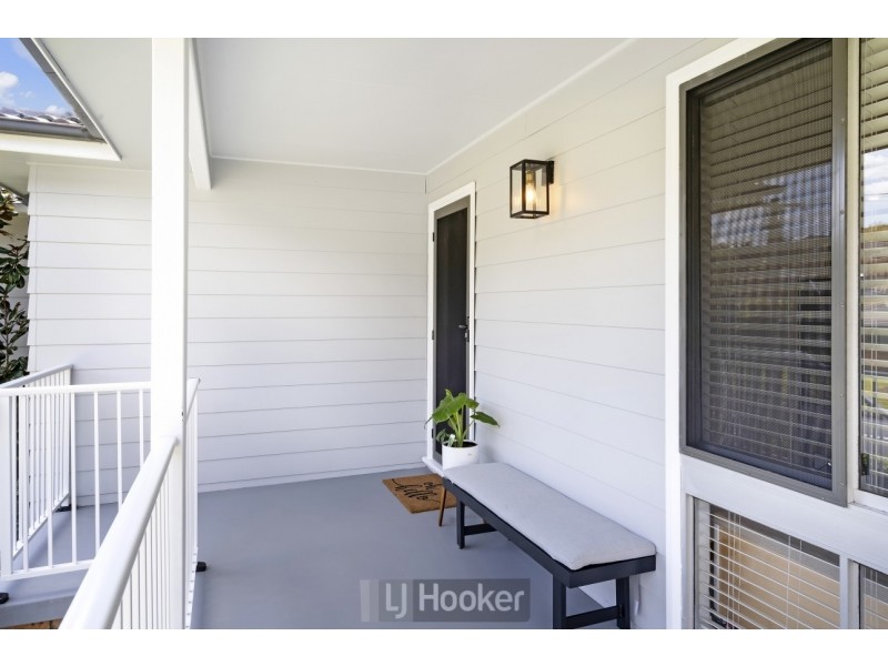 100 Lawson Road, Macquarie Hills NSW 2285