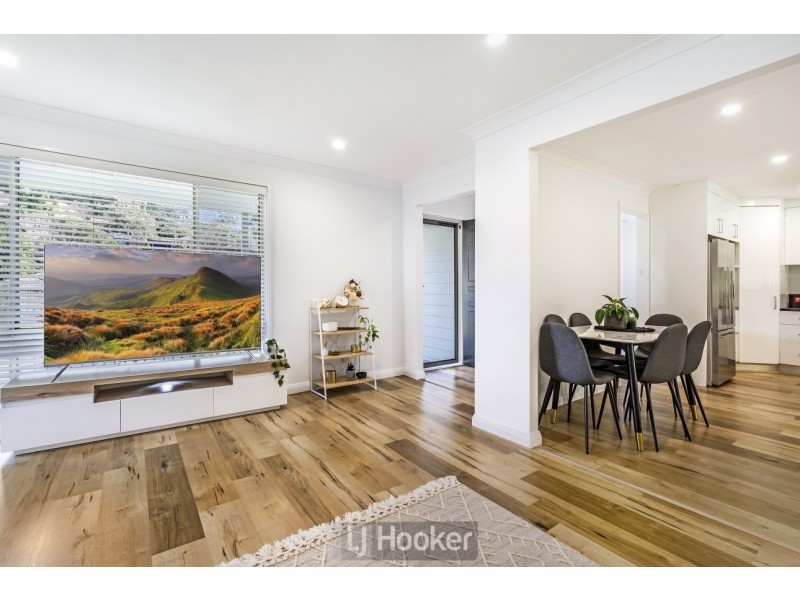 100 Lawson Road, Macquarie Hills NSW 2285