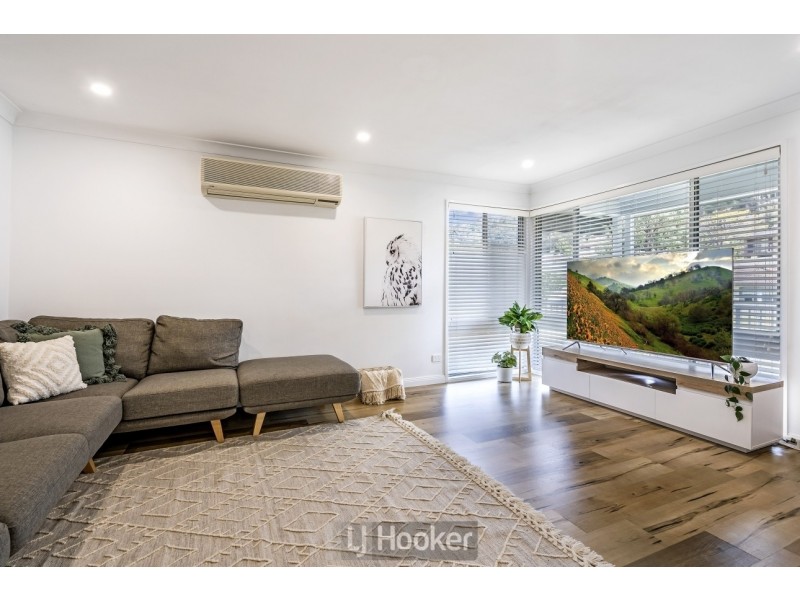 100 Lawson Road, Macquarie Hills NSW 2285