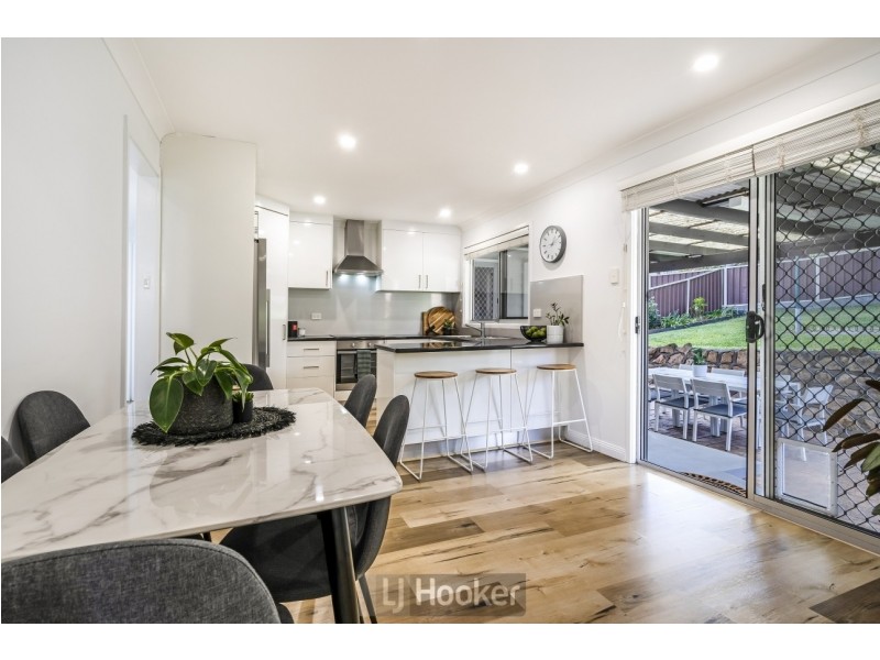 100 Lawson Road, Macquarie Hills NSW 2285