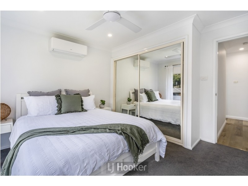 100 Lawson Road, Macquarie Hills NSW 2285