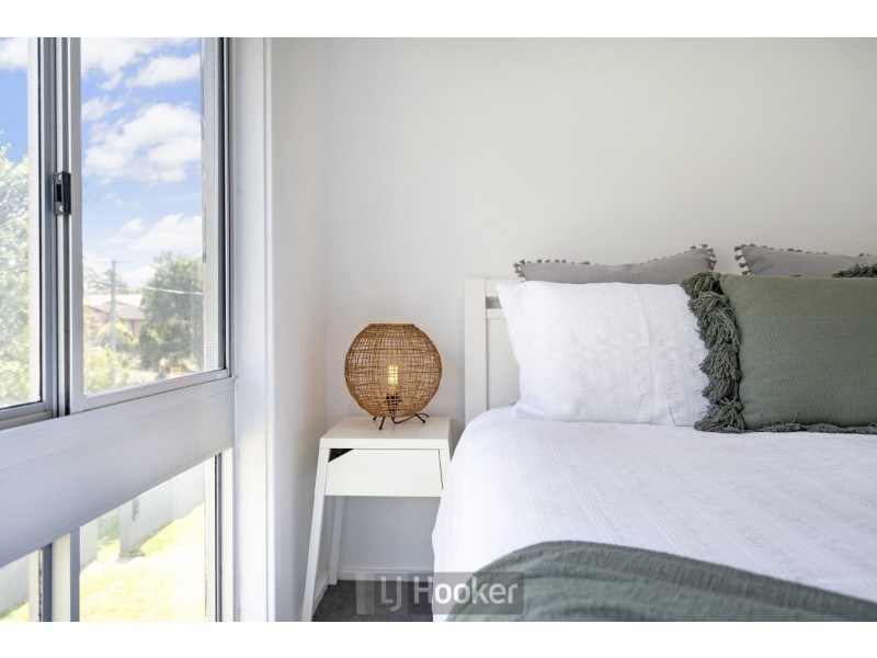 100 Lawson Road, Macquarie Hills NSW 2285