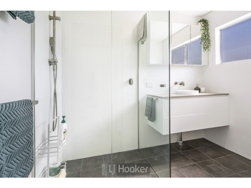 100 Lawson Road, Macquarie Hills NSW 2285