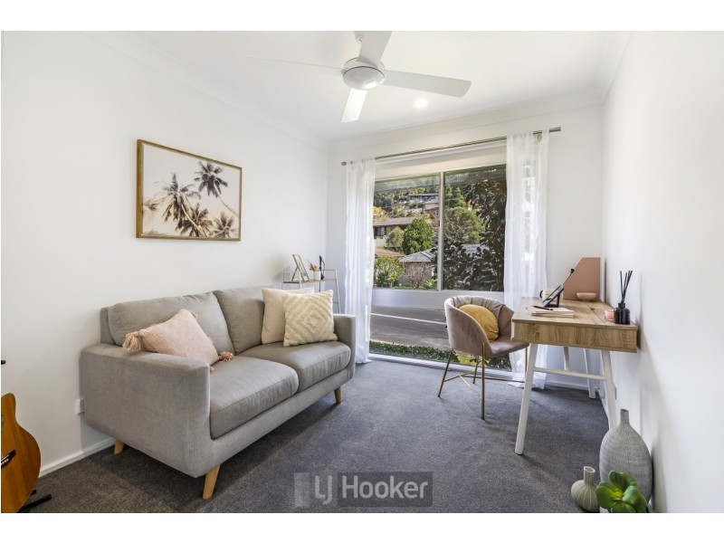 100 Lawson Road, Macquarie Hills NSW 2285