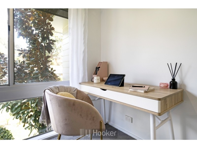 100 Lawson Road, Macquarie Hills NSW 2285