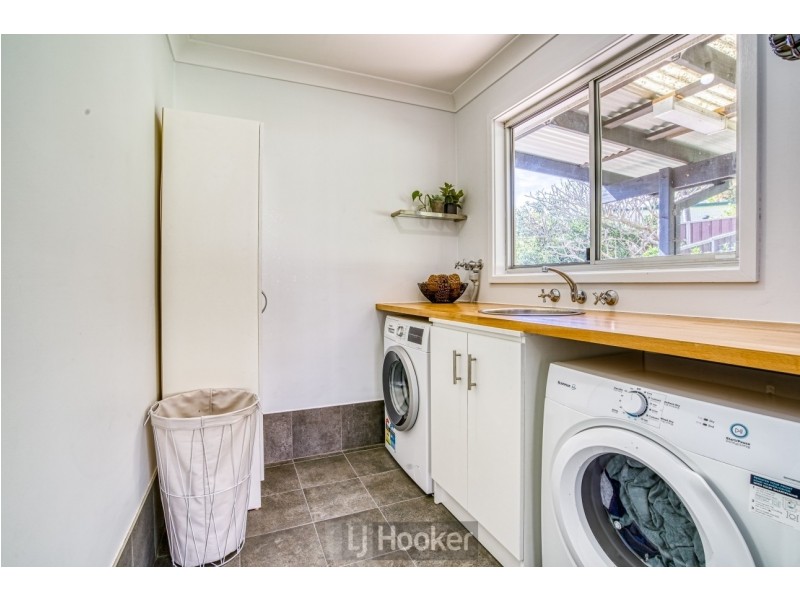 100 Lawson Road, Macquarie Hills NSW 2285