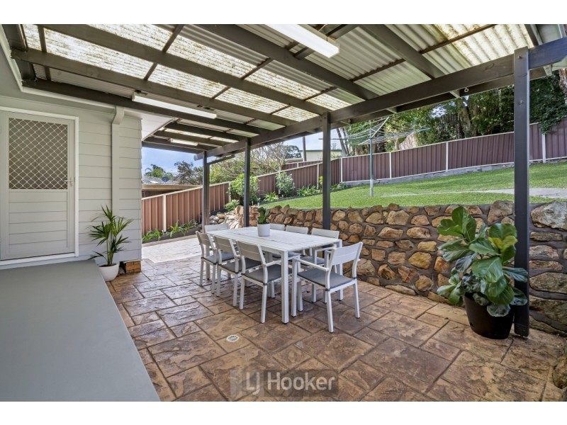 100 Lawson Road, Macquarie Hills NSW 2285